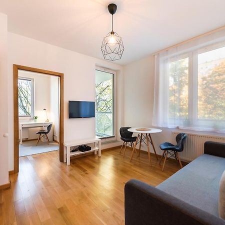Jaktorowska Comfy Apartment Warsaw Exterior photo